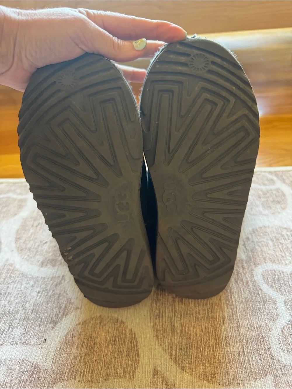 UGG Black Shimmer short boot size 3